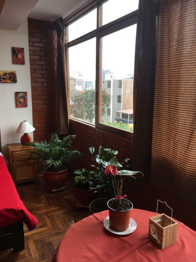 Miraflores Centre Lima Bagian luar foto