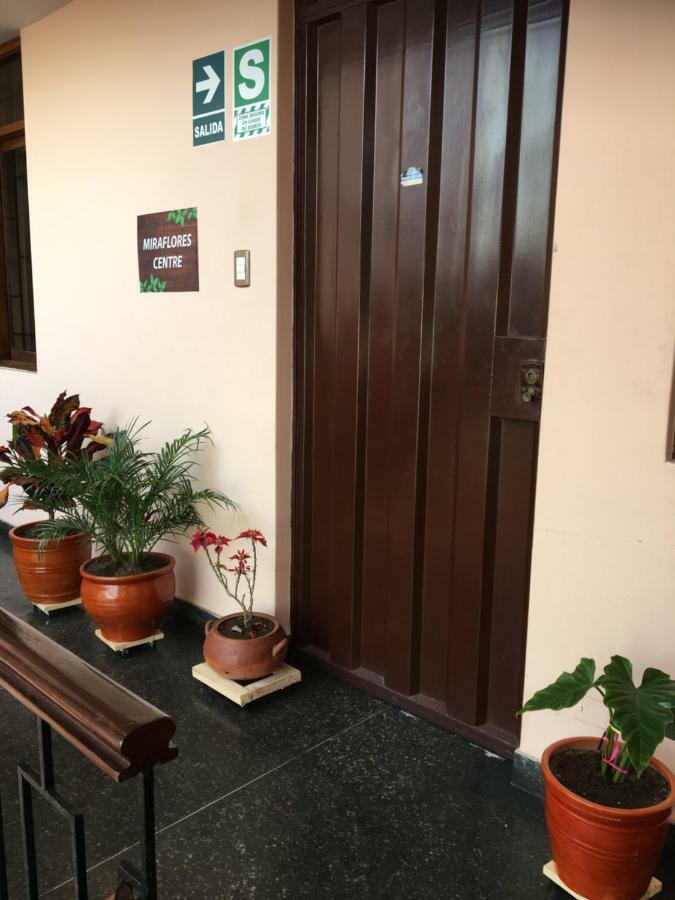 Miraflores Centre Lima Bagian luar foto